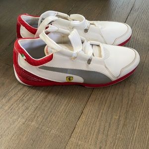 Puma Ferrari shoes 8.5 run small